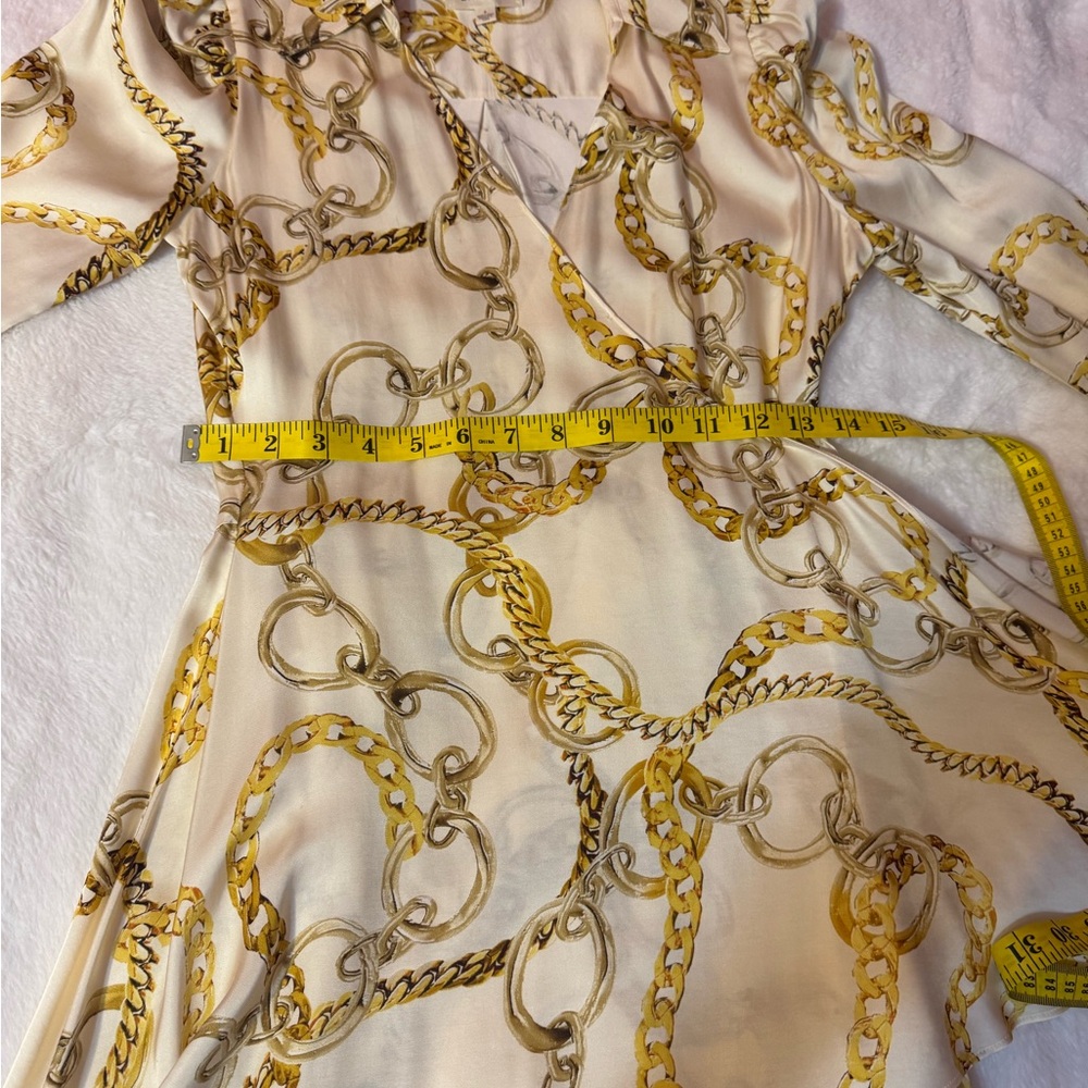 L'AGENCE White and Gold Chain Pattern Blouse - Picture 9 of 16